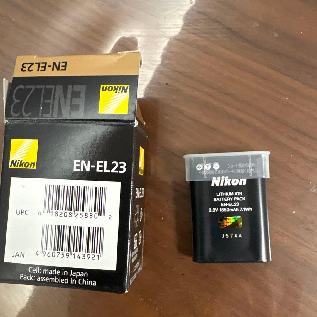Nikon Coolpix P610 レッド