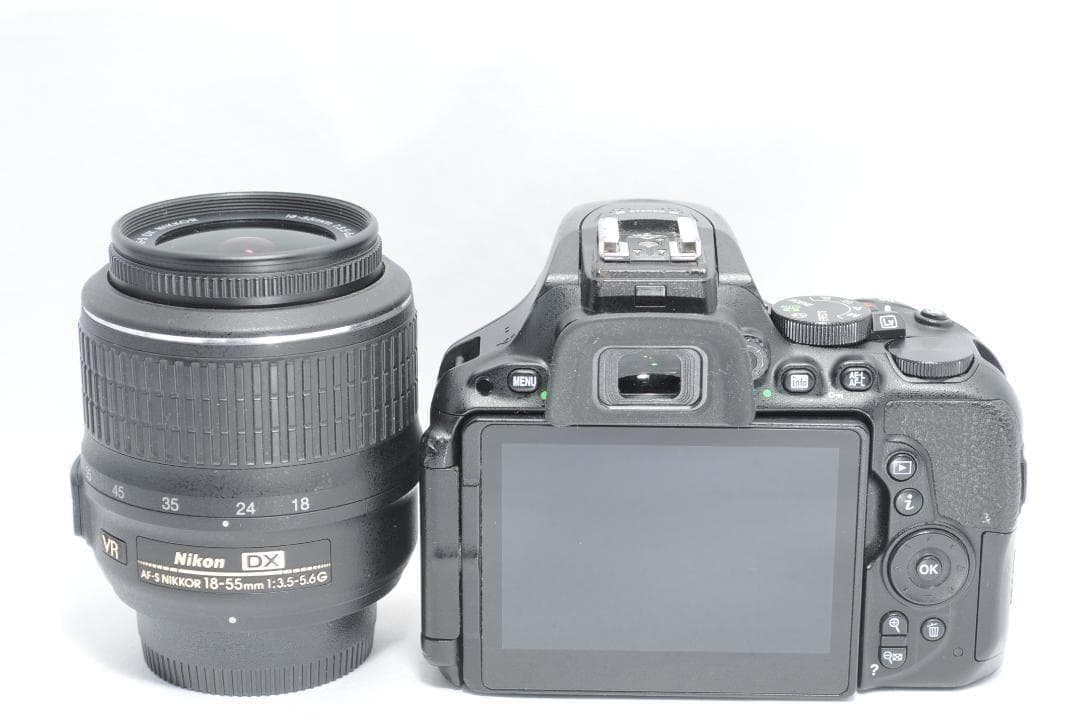 ご家族の成長記録に❤️Nikon D5500✨すぐ使えてWi-Fiでスマホに転送