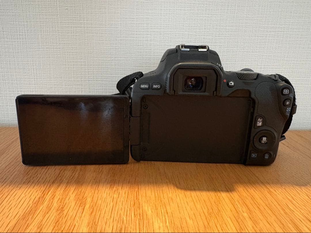 美品 Canon EOS Kiss X9 Wi-Fi搭載