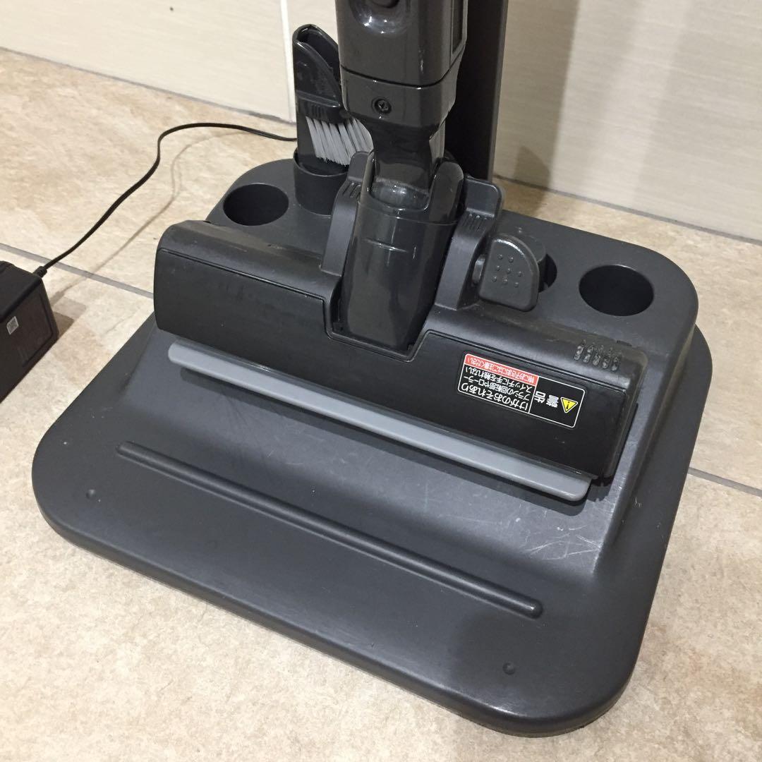 パナソニック コードレス充電式掃除機　MC-SBU830J