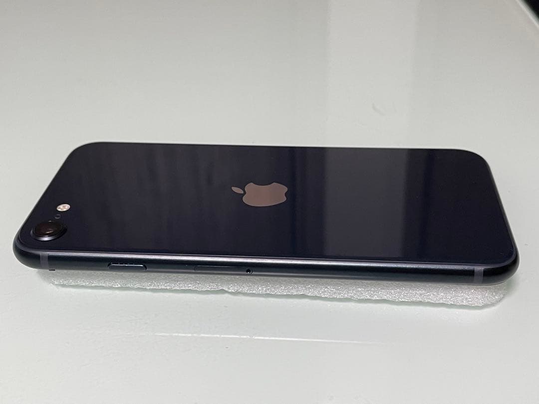 iPhoneSE 第3世代 64GB ミッドナイト バッテリー100%
