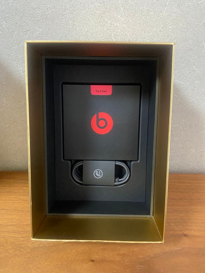 Beats Studio 3 Wireless シャドーグレー