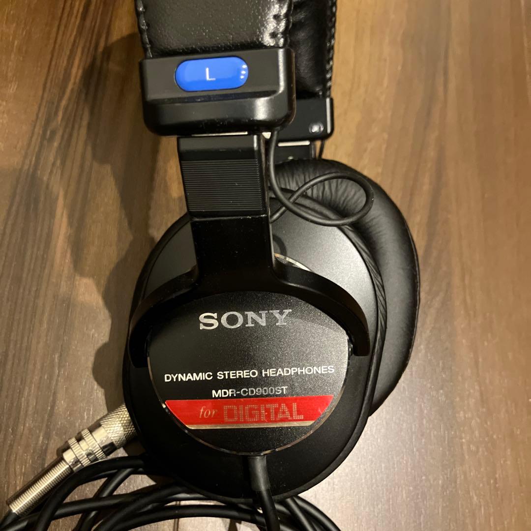 ヘッドホン SONY MDR-CD900ST