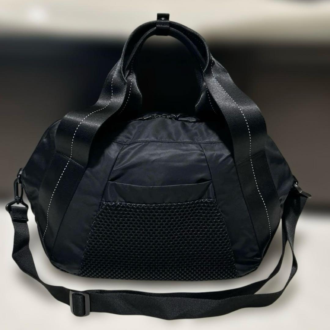新品✨adidas FAV スポーツダッフルバッグ　S ブラック　撥水 高耐久