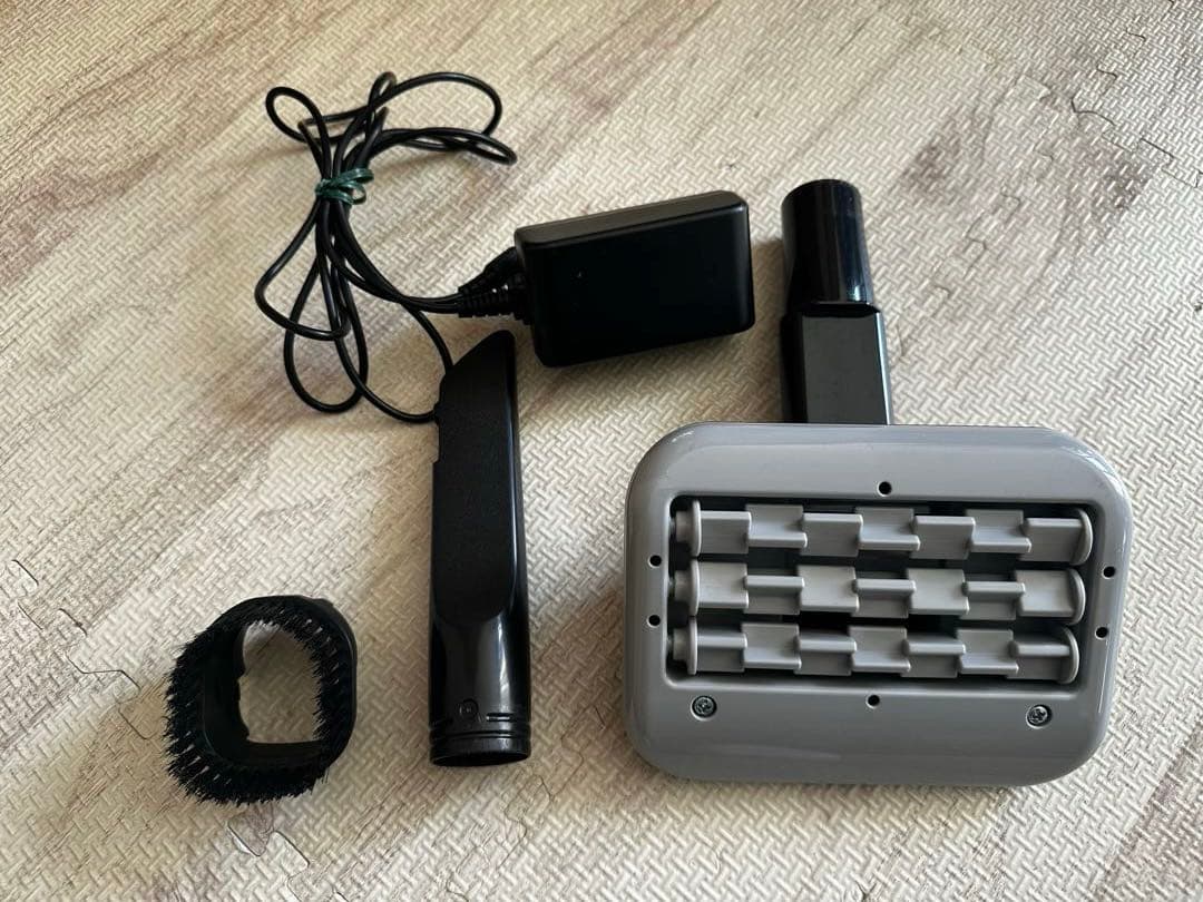 HITACHI 日立充電式掃除機　PV-BL30J 2021年製