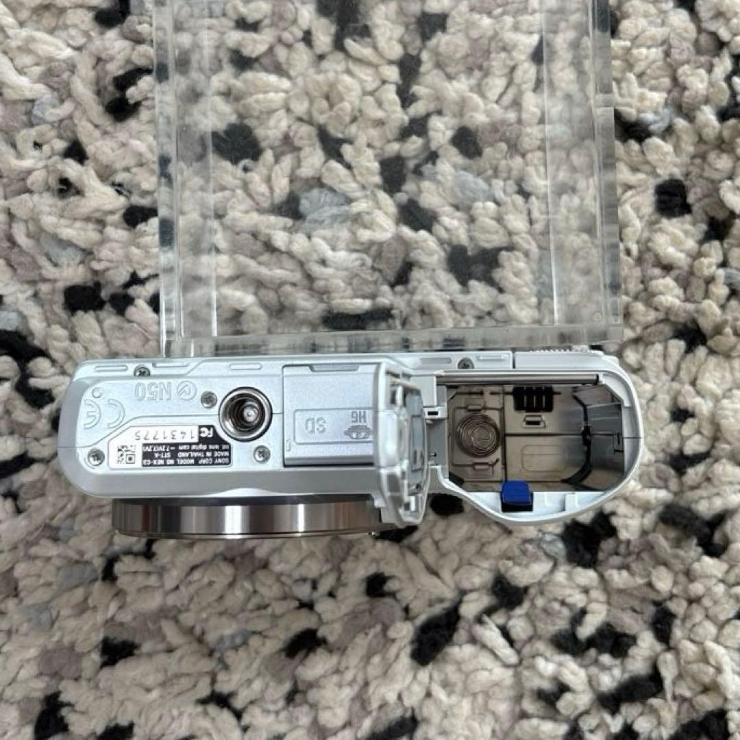 SONY α NEX-C3