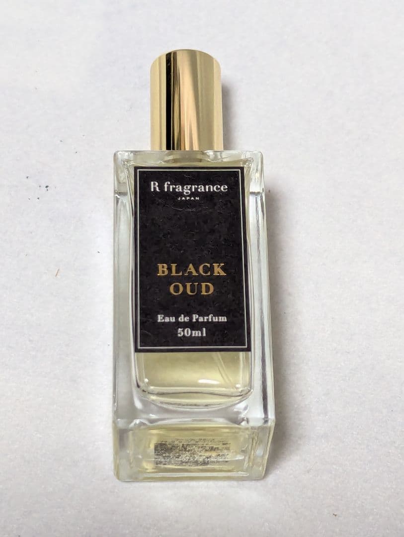 アールフレグランスブラックウードオードパルファン50ml