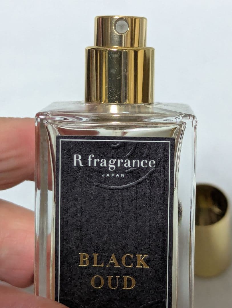 アールフレグランスブラックウードオードパルファン50ml