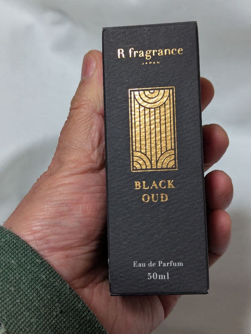 アールフレグランスブラックウードオードパルファン50ml