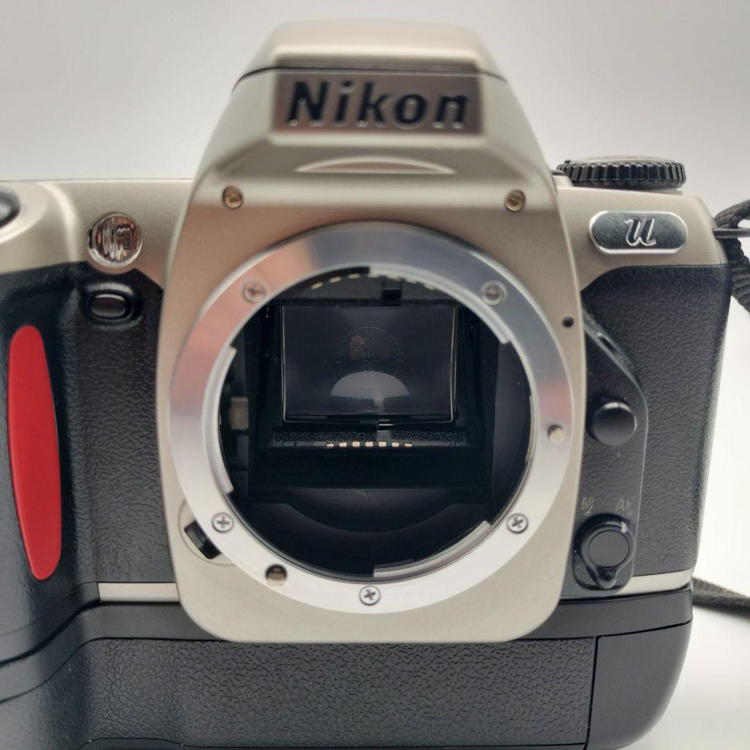 Nikon U フィルム 一眼レフカメラ ボディ レンズ バッテリーパック付き