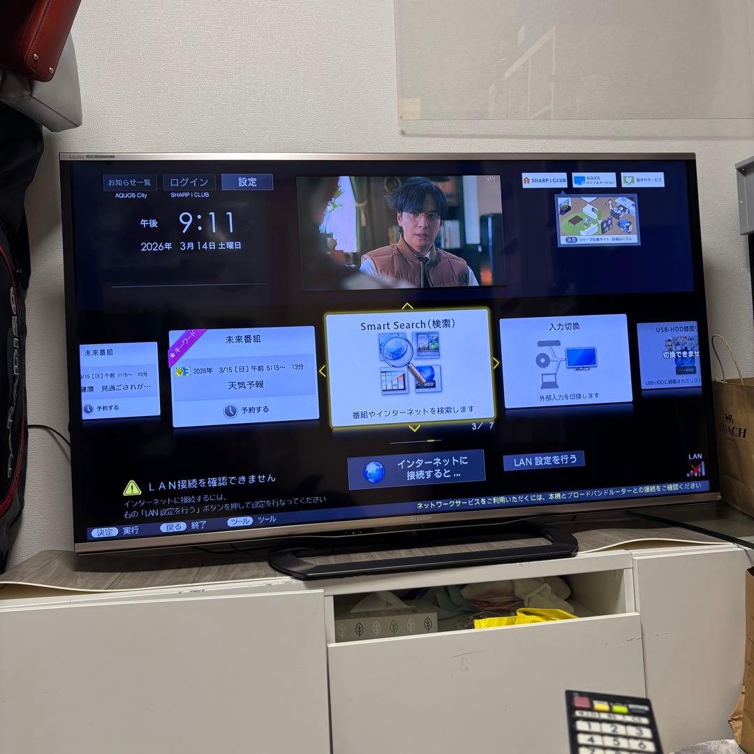 大阪！SHARP AQUOS クワトロン　60型