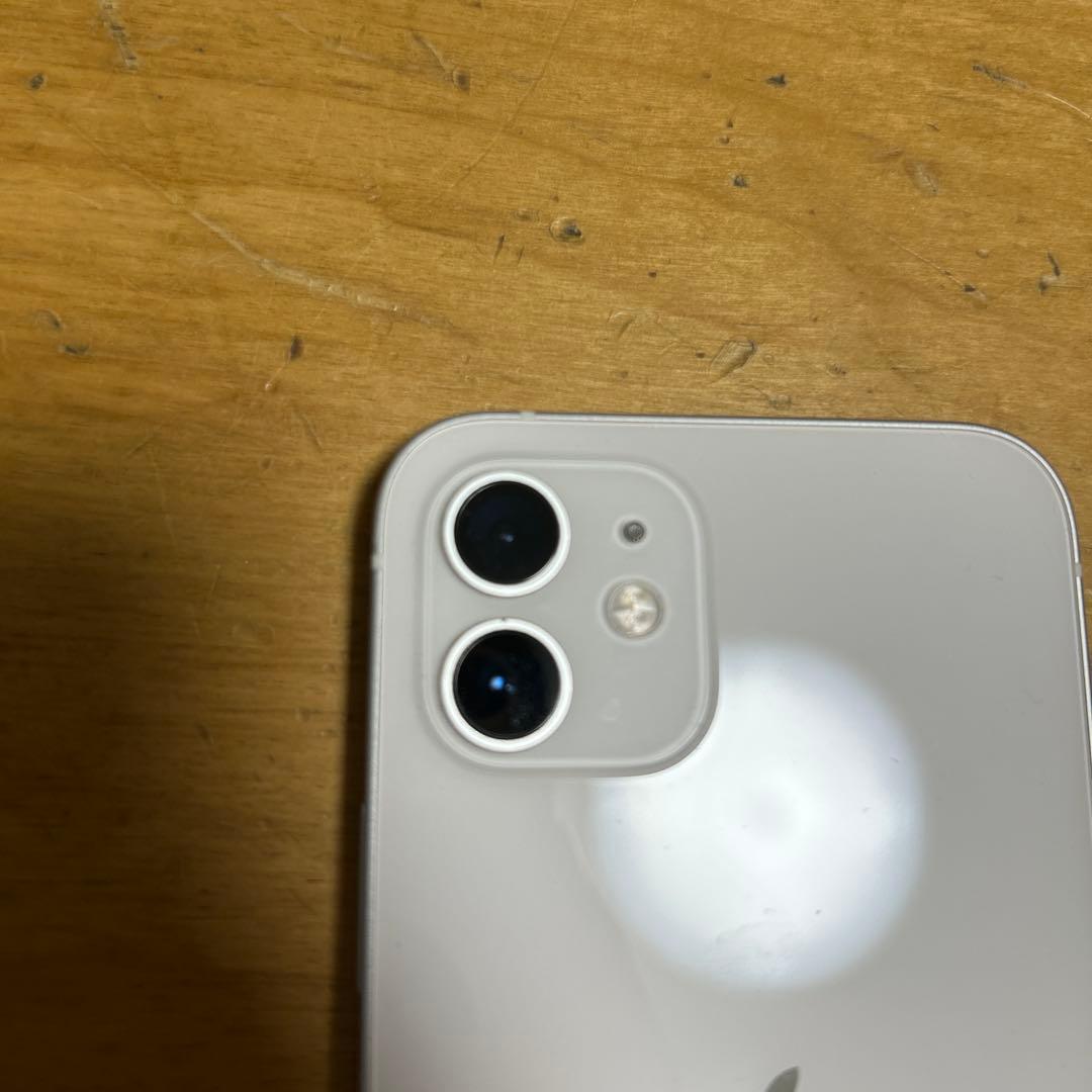 iPhone12 64GB 最大バッテリー容量72%