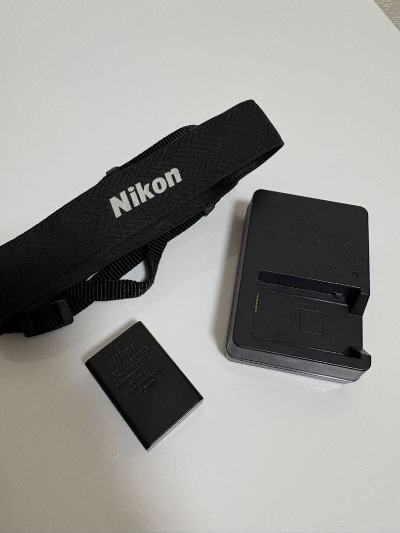 Nikon Z fc ブラック ミラーレス一眼