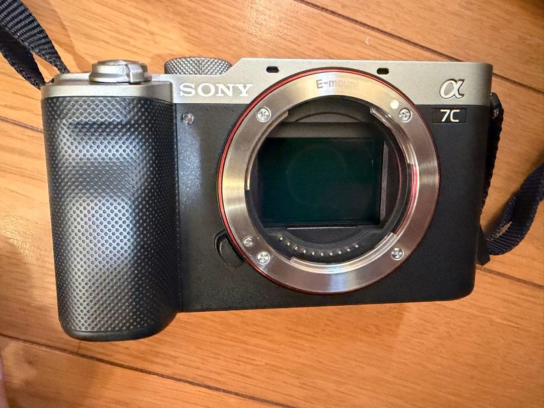【極美品】SONY α7C ミラーレス一眼カメラ　ケース&コンパクト三脚セット