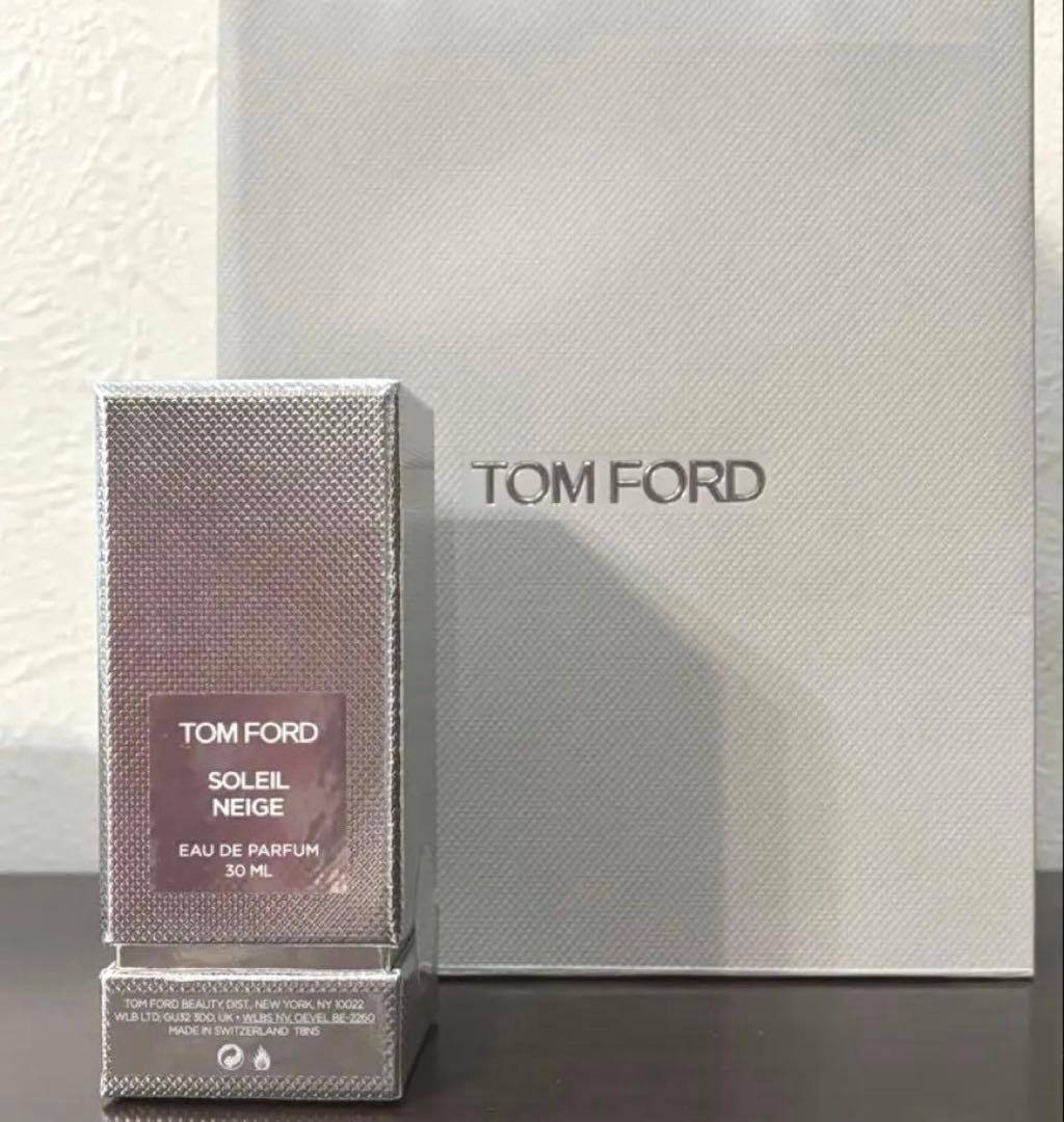 ソレイユ ネージュ オード パルファム スプレィ 30mL
