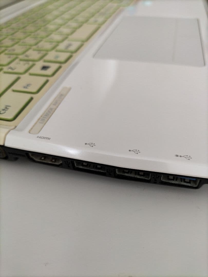 LIFEBOOK AH53/M ホワイト《ジャンク品》