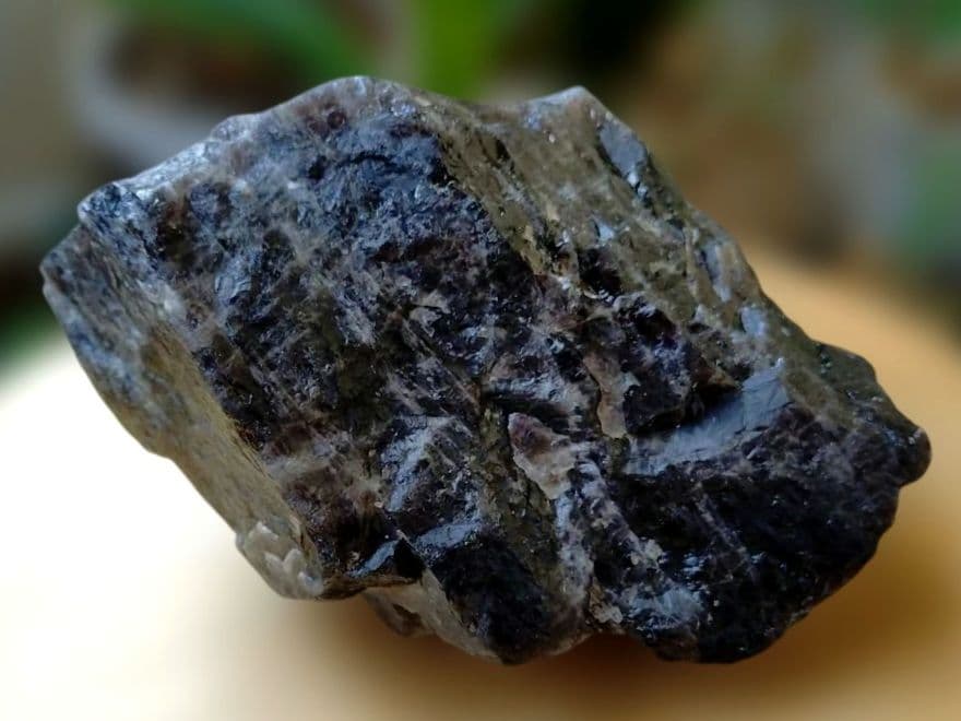 【割引大特価】✴️1.5Kg超✴️純天然モリオン　黒水晶　原石　天然石