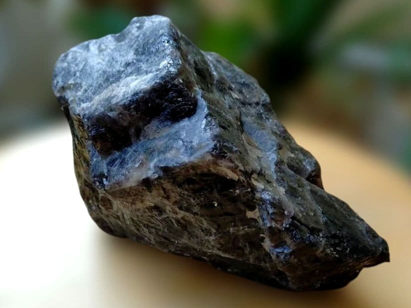 【割引大特価】✴️1.5Kg超✴️純天然モリオン　黒水晶　原石　天然石