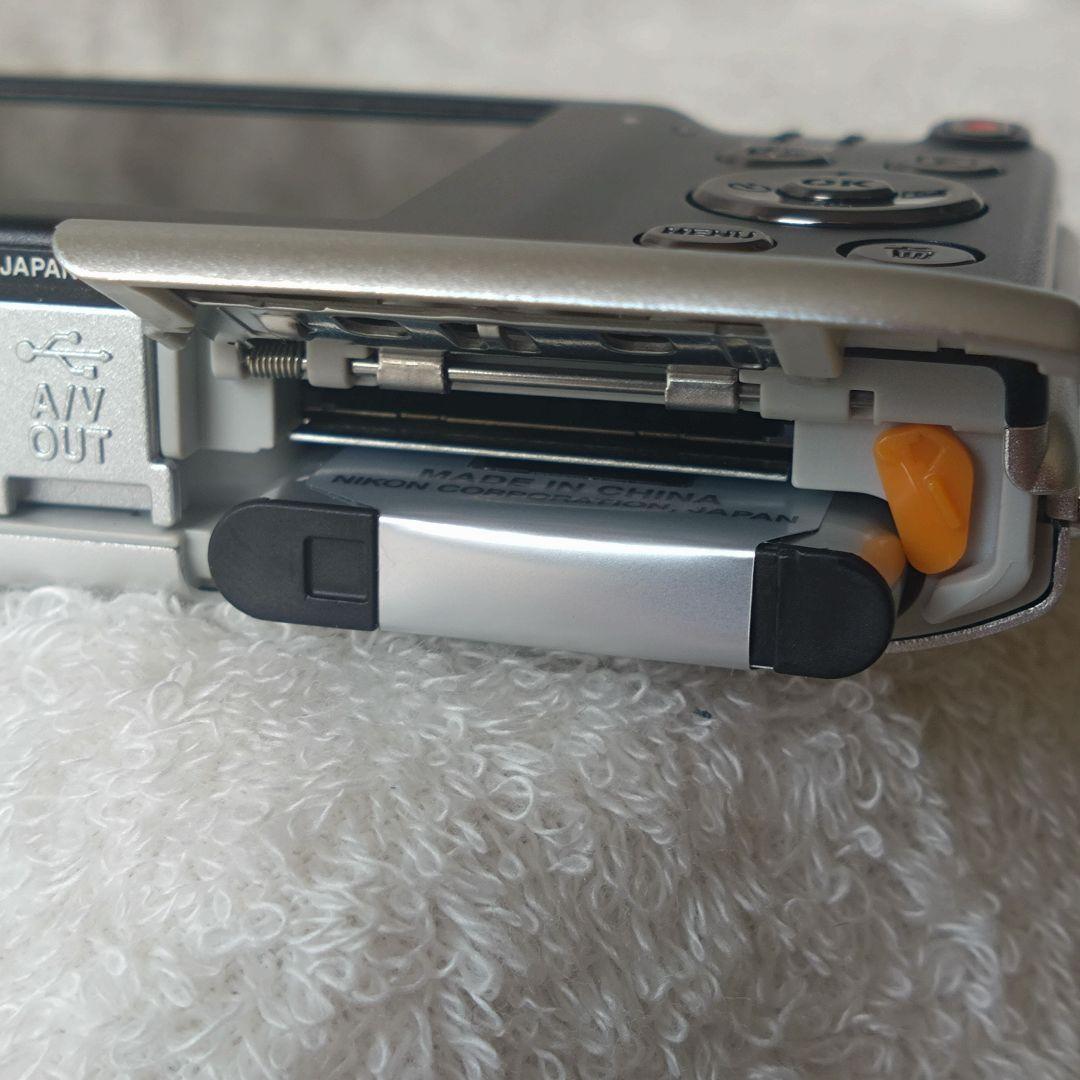 【動作確認済】Nikon ニコン COOLPIX S3300 シルバー デジカメ