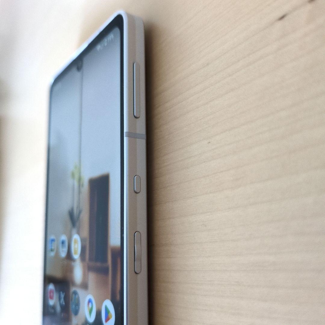 SHARP AQUOS sense6 SIMフリー シルバー