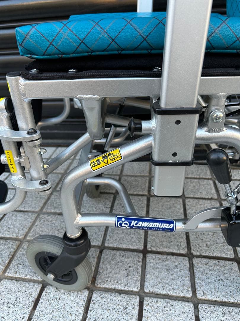カワムラサイクル社 ティルト リクライニング付き車イス KXL16-42