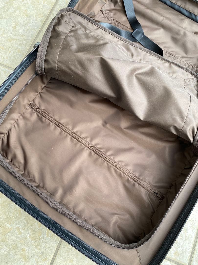 TUMI トゥミ　スーツケース　機内持ち込み　TSA 四輪 キャリーカート