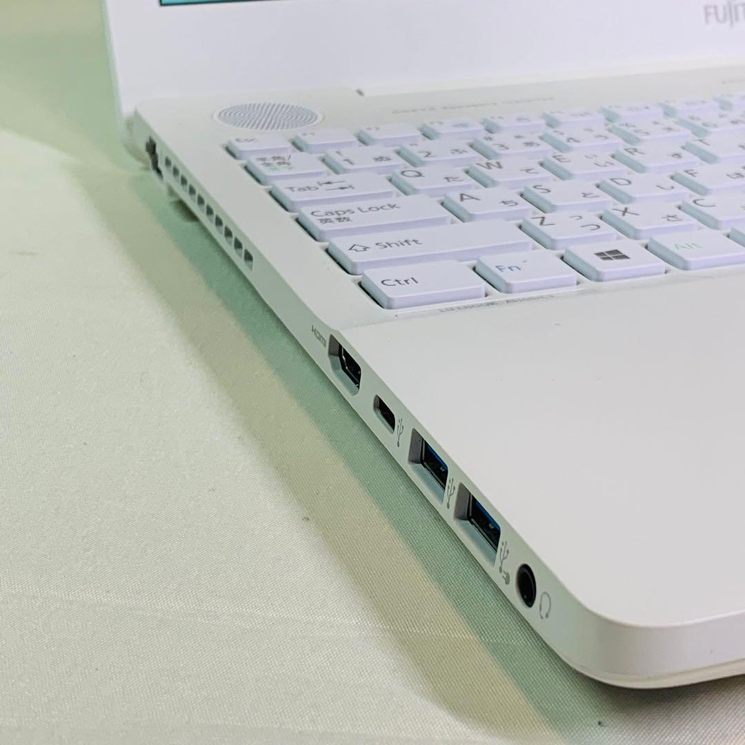 Core i7✨7世代✨SSD2TB✨32GB✨富士通✨ホワイト✨ノートパソコン