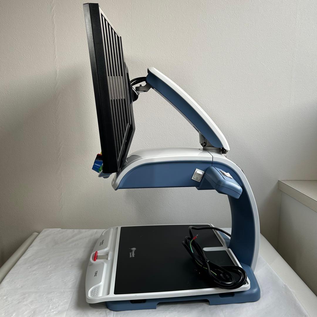 拡大読書器 TOPAZ freedom scientific 拡大鏡 動作品