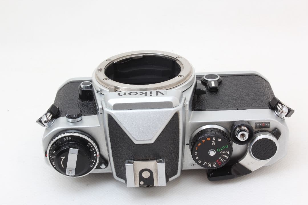 良品 Nikon FE シルバー ボディ 完動品