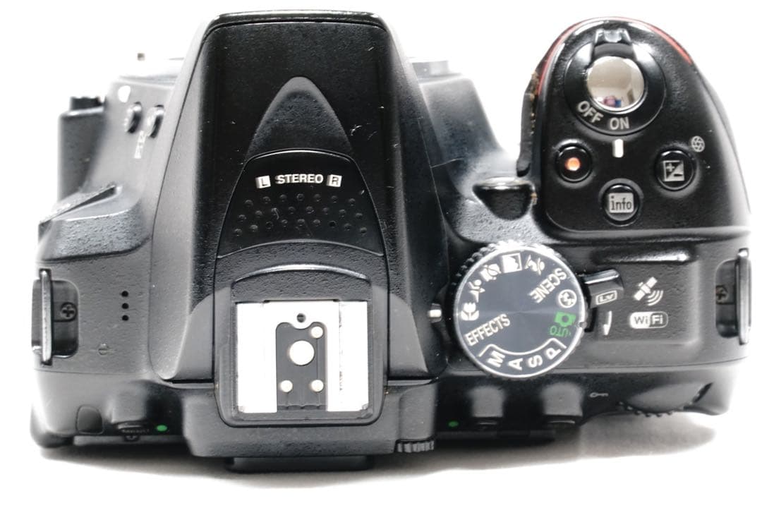 Nikon D5300 Wi-Fi搭載 スマホ転送 スポーツ観戦 一眼レフ