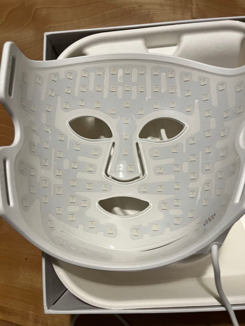 ★美品★CURRENTBODY LEDフェイスマスク シリーズ2