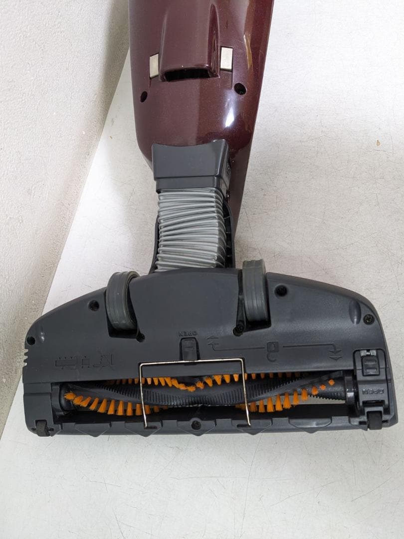 Electrolux スティック掃除機 NV144L15BC