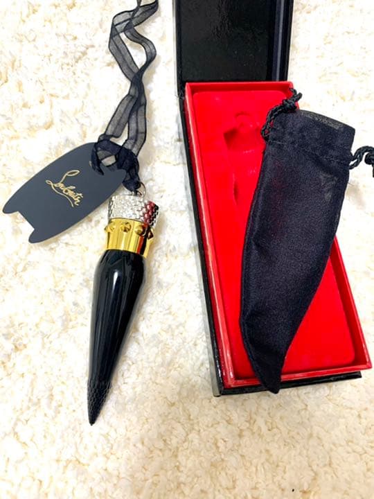 クリスチャンルブタン　口紅　新品未使用