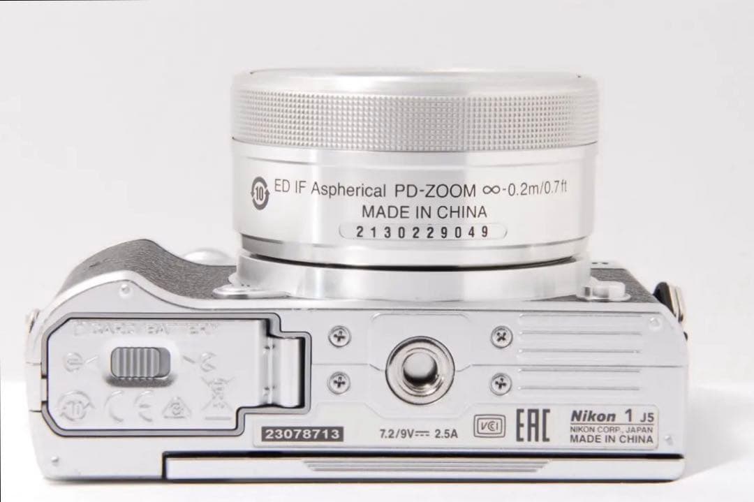 【美品】Nikon1 ニコン J5 標準レンズキット ミラーレス Wi-Fi
