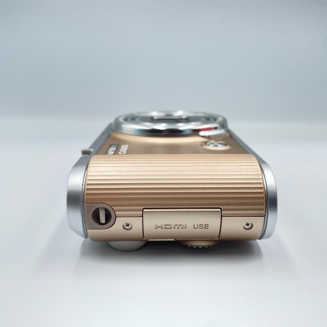 【ほぼ未使用品・備品元箱付き】CASIO EXILIM EX-ZR1800