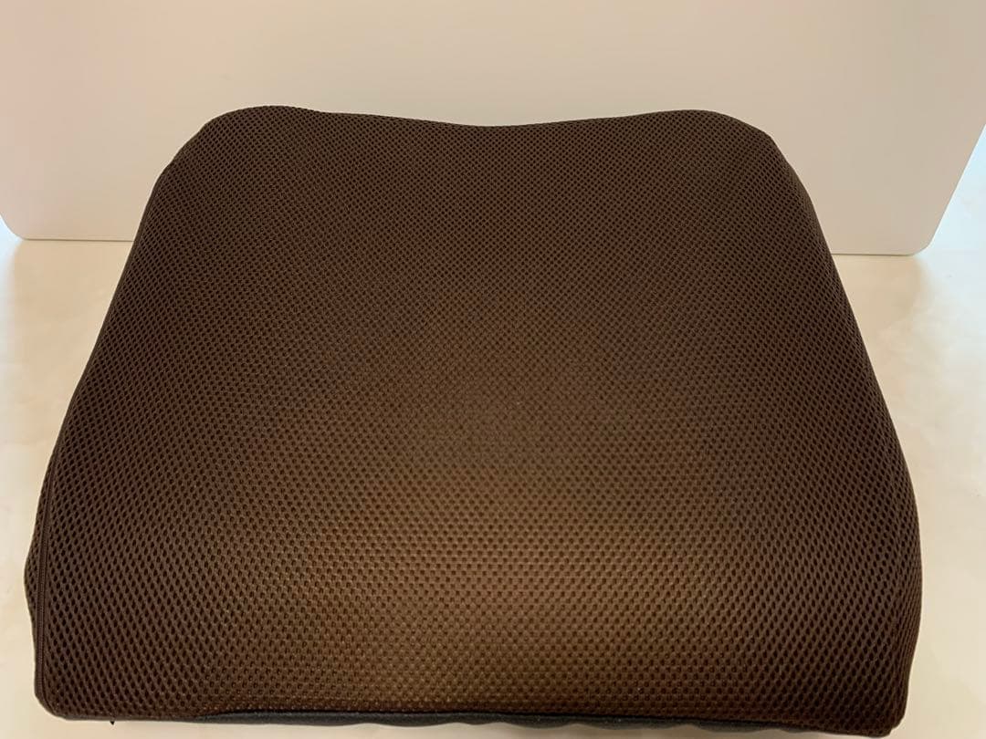 美品　p!nto pinto 姿勢矯正クッション ブラウン