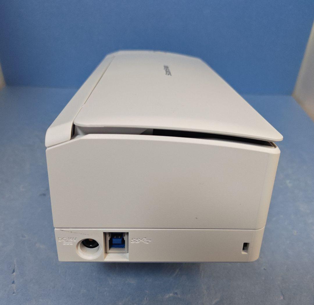 たまった書類を一気にスキャン 富士通 ScanSnap iX1300 （白）