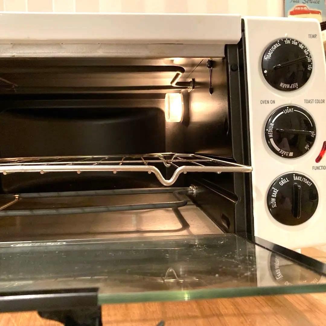 DeLonghi トースター ガラス扉付き EO1202JーW