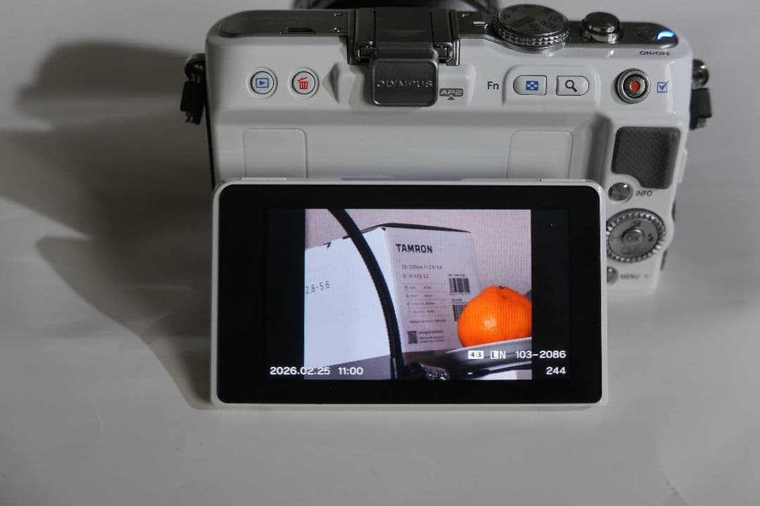 OLYMPUS PEN Lite E-PL3ボディホワイトシャッター回数921