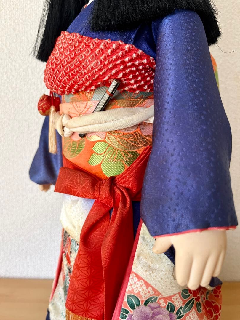 愛くるしい日本人形 4