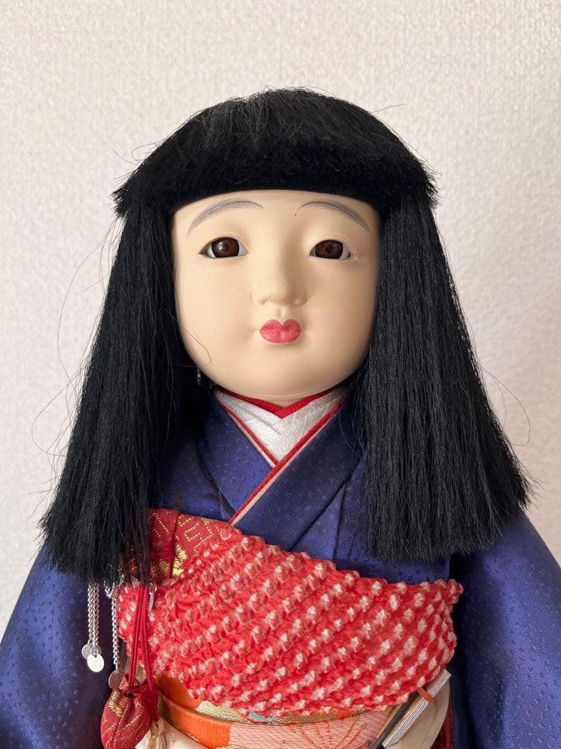 愛くるしい日本人形 4