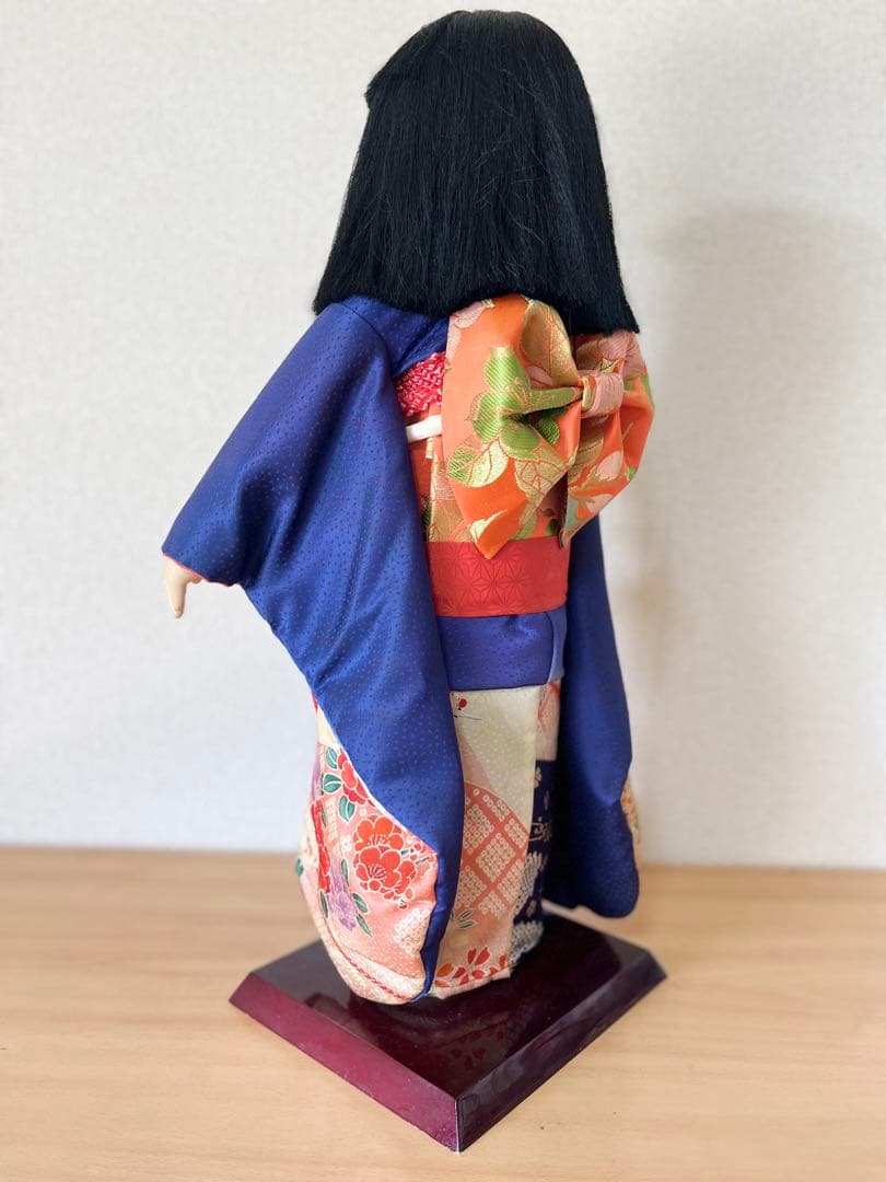 愛くるしい日本人形 4