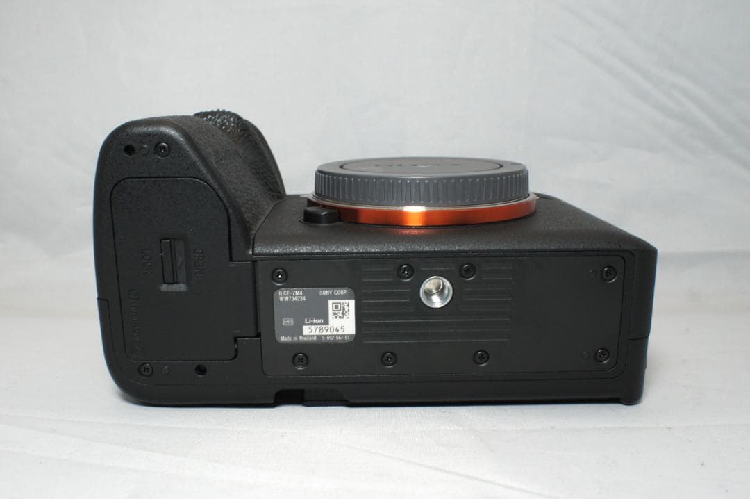 【極美品】SONY α7IV （ILCE-7M4）付属品多数 保証期間内