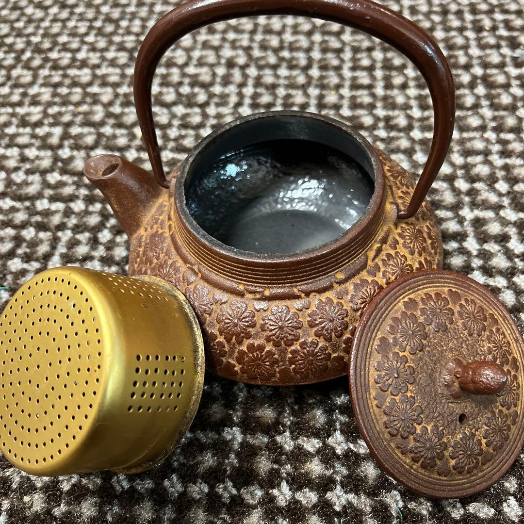 南部鉄器 鉄瓶 急須 花柄 茶こし付き 照光堂　茶系 昭和レトロ アンティーク