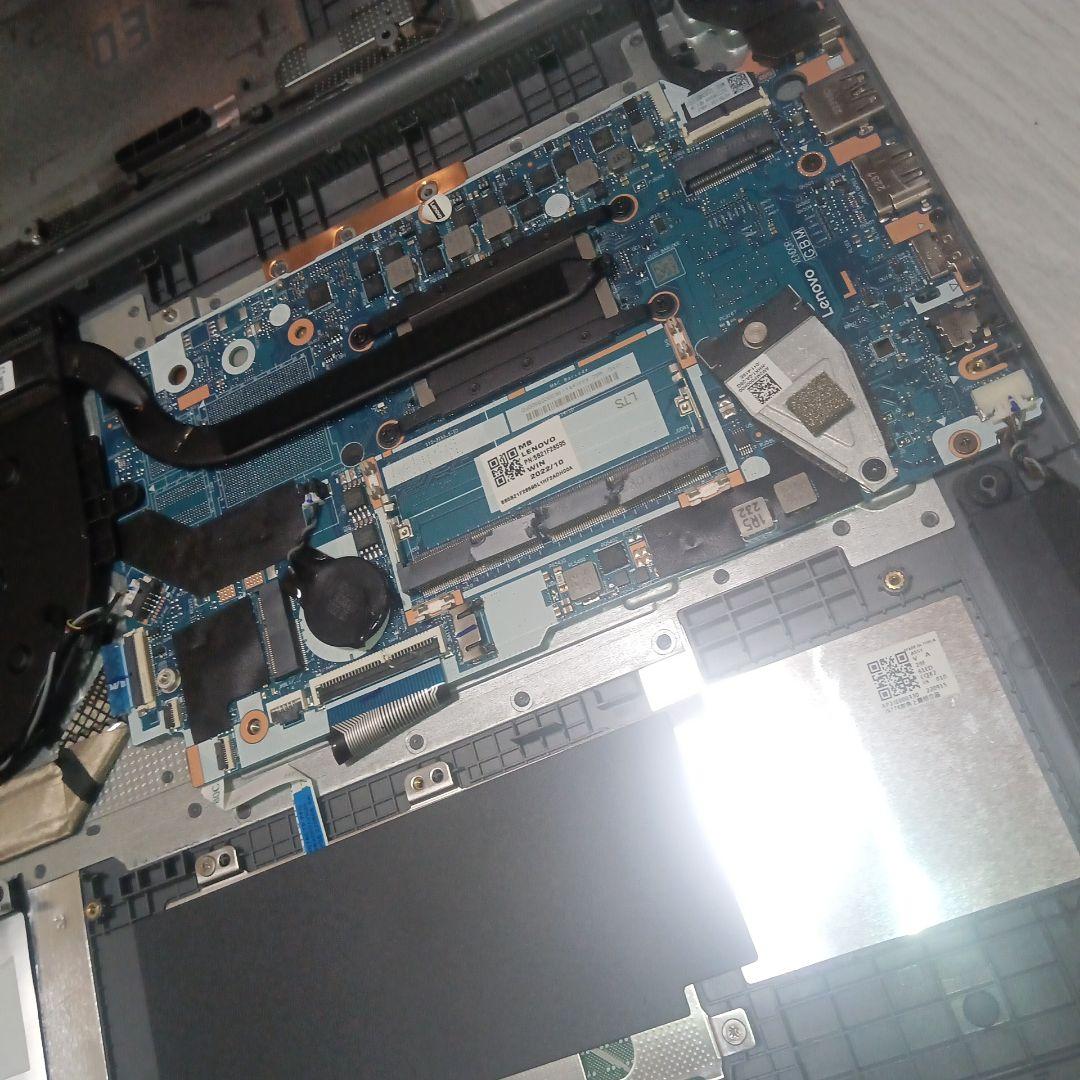 Lenovo　Ideapad3 17IAU7サイトウ