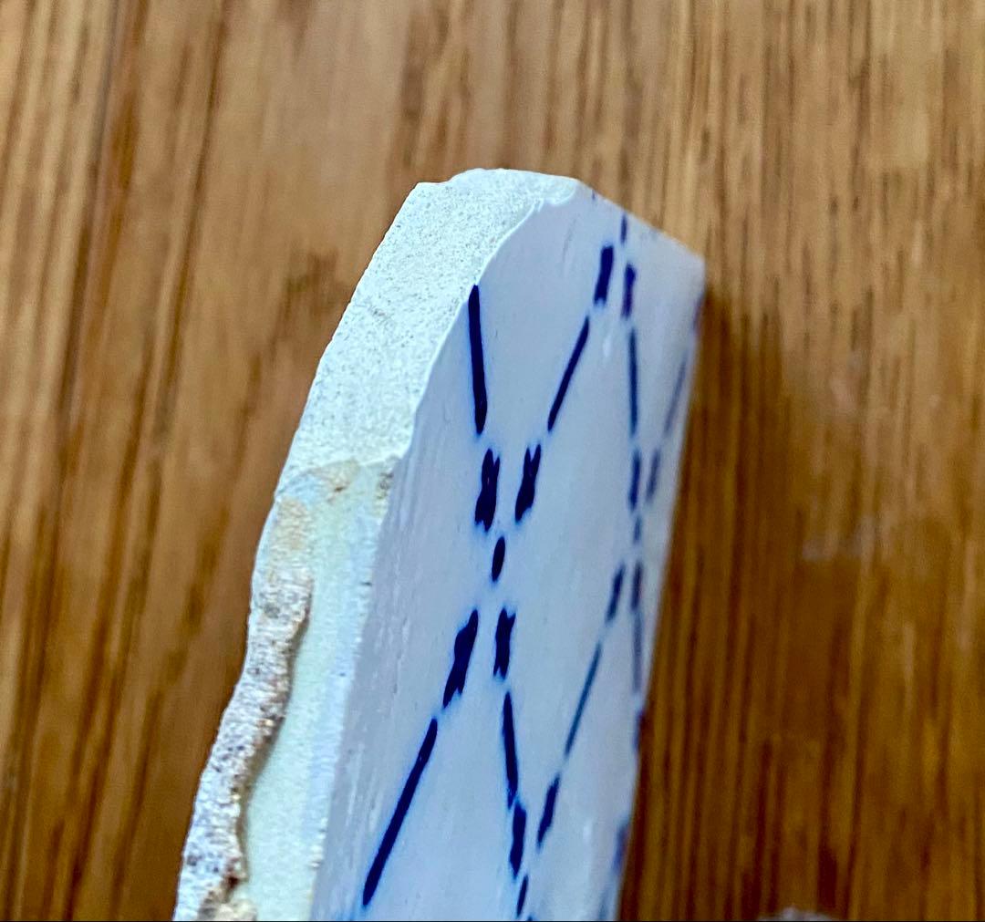 フランスアンティーク　北フランスのタイル 角が少し欠けていますが綺麗です。