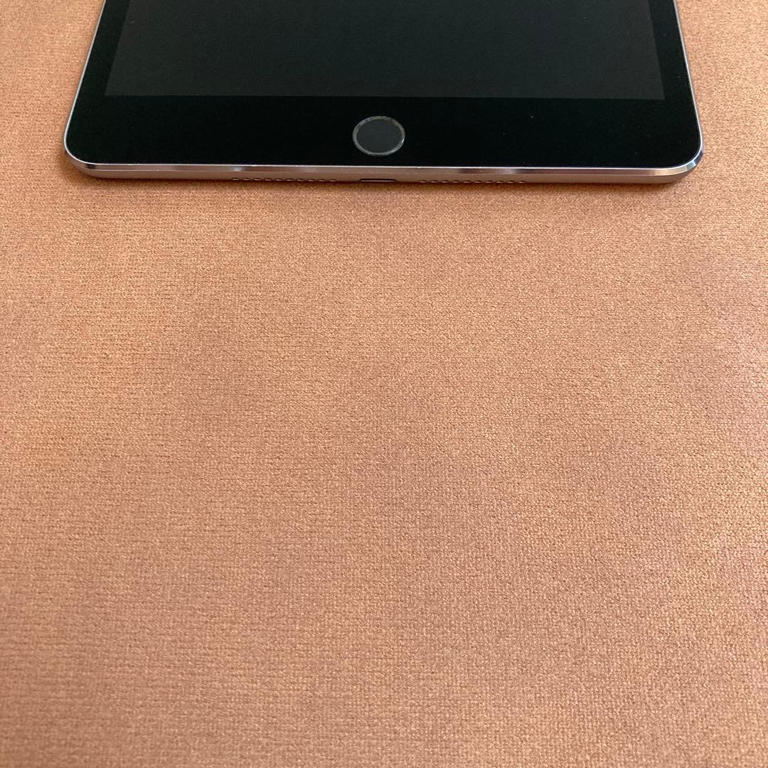 237【早い者勝ち】外観美品☆iPad mini4 128GB WIFIモデル☆