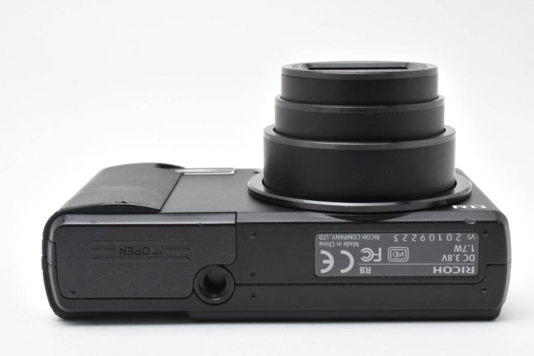 RICOH R8 リコー 動作確認済 コンパクトデジタルカメラ ブラック ＊55