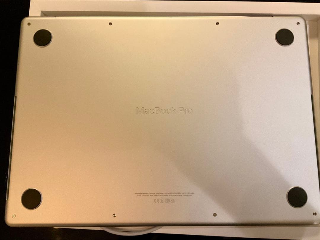 Apple MacBook Pro 14インチ 2021 M1 液晶割れ
