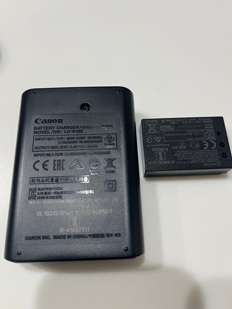中古【Canon EOS M50 】ホワイト ミラーレスカメラ
